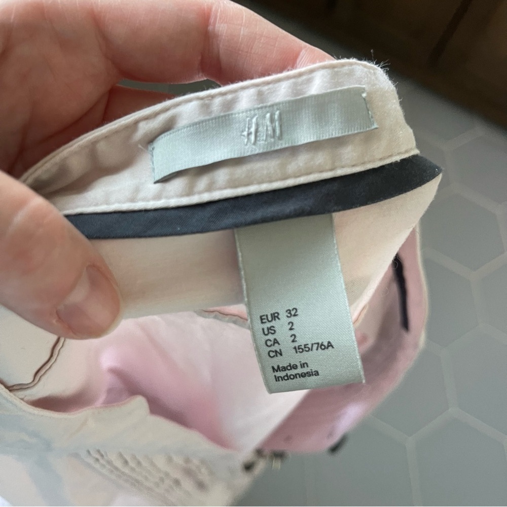 H&M size 2 pink button down dress - Picture 6 of 7